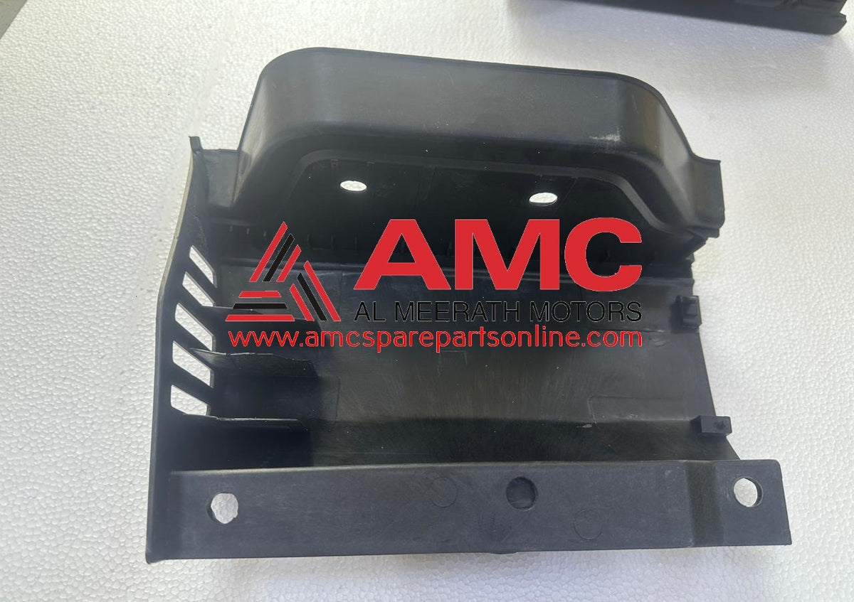 JOYLONG - RIGHT STEP GUARD PLATE 67918-26060