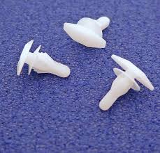 CLIP-W/STRIP MTG 8213227100