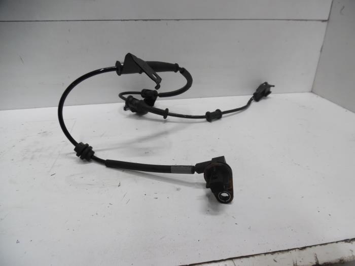 SENSOR ASSY-ABS RR WHEEL RH 956811Y300