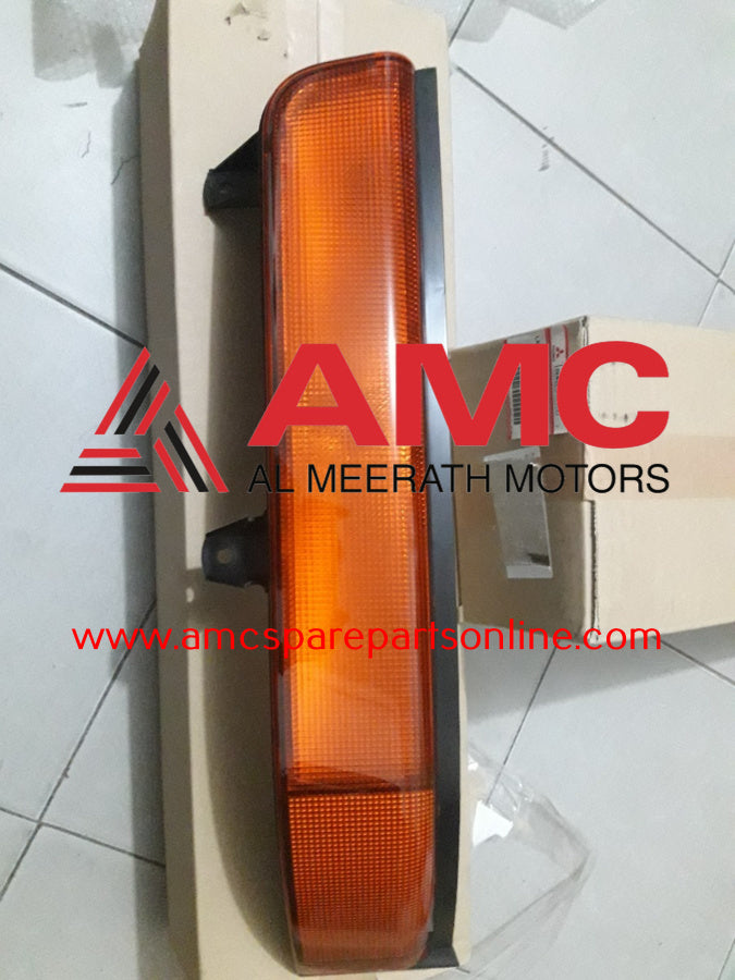 LAMP ASSY,TURN SIGNAL,FR RH (24V-25W) MC855867