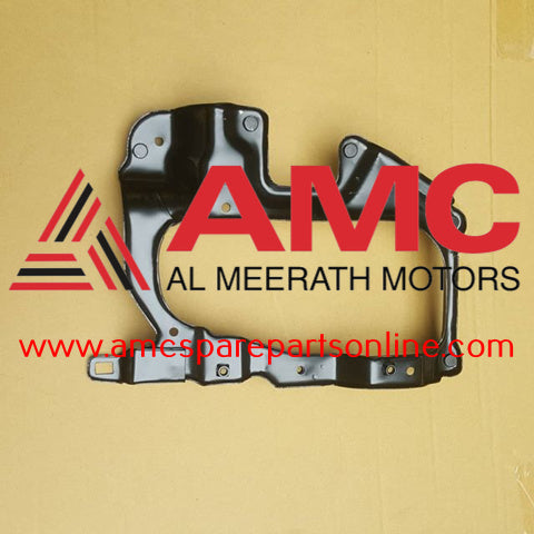BRACKET,HEADLAMP,RH MC926701