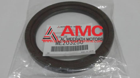 OIL SEAL,REAR ME203250